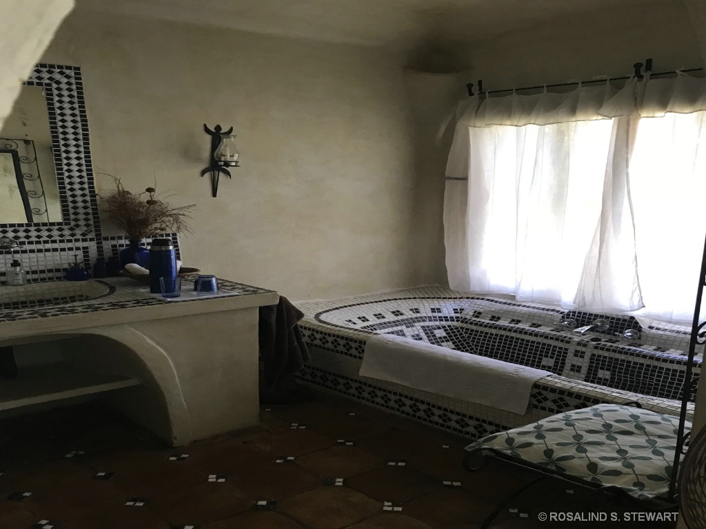 Tangala bathroom 
