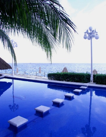 Hotel Pool, Cozumel