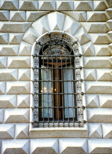 Window of Spikes