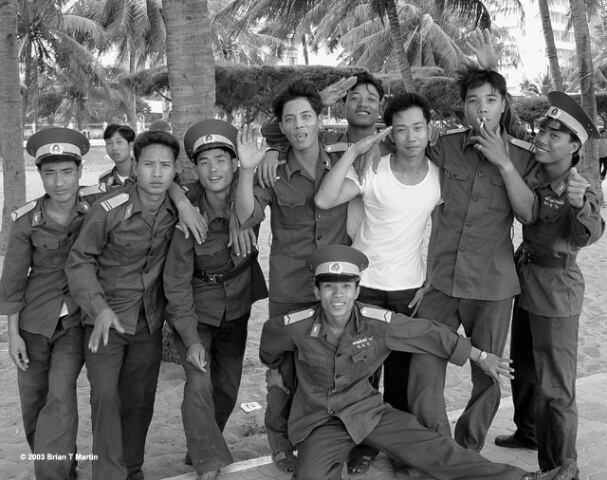Vietnamese army recruits