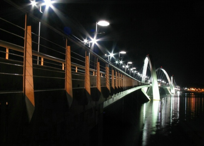 Light Bridge