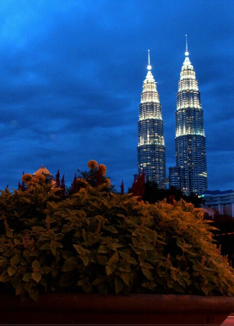 twin tower of malasia[petronas]