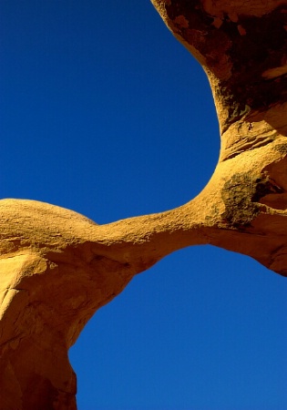 Metate Arch