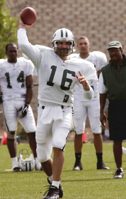 Vinny Testerverde New York Jets Quaterback - ID: 254388 © Frederick A. Franzella