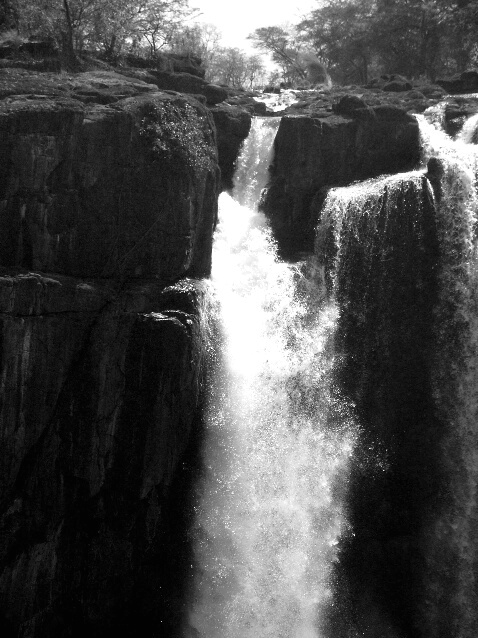 Victoria Falls #1 - ID: 281920 © Karen Johnson