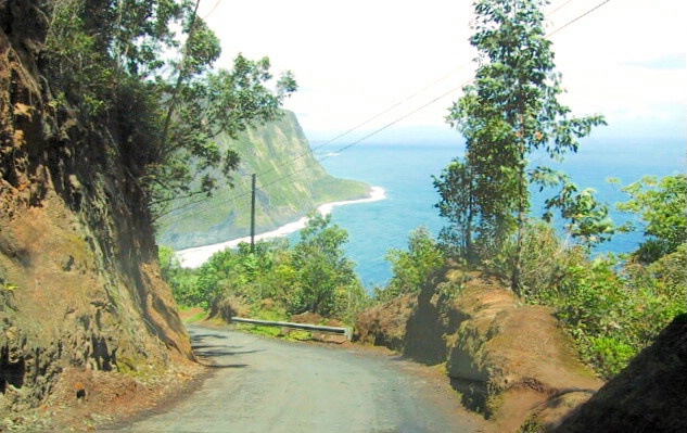 HI - Road to Wiapi'o Valley