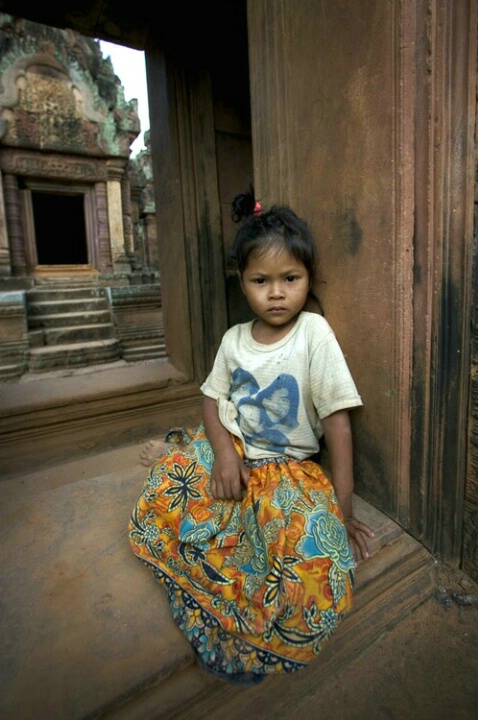 Little girl at Angkor Wat Temple, Cambodia