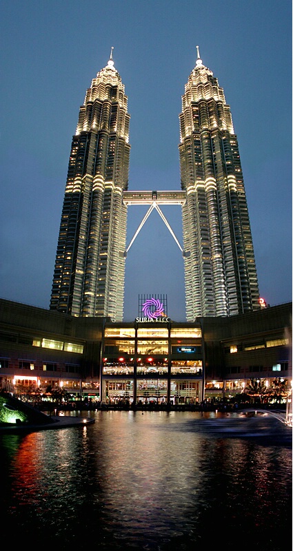 Petronas Twin Towers (Malaysia)