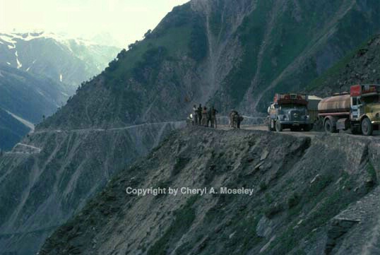 Road from Kashmir to Ladakh - ID: 355862 © Cheryl  A. Moseley