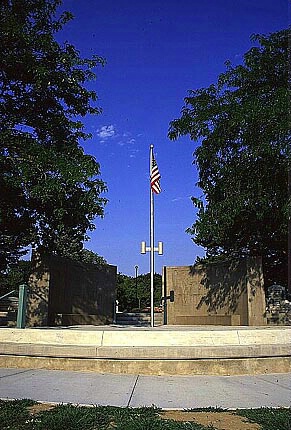Lewis &Clark Monument in Council Bluffs, Iowa - ID: 366581 © Donald E. Chamberlain