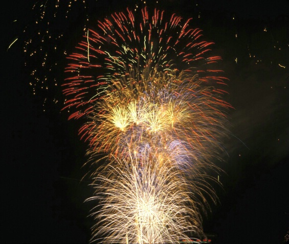 Double Decker Fireworks Burst - ID: 373717 © John T. Sakai