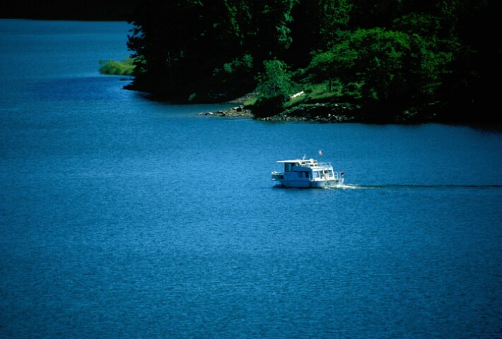 Kinzu Dam House Boat