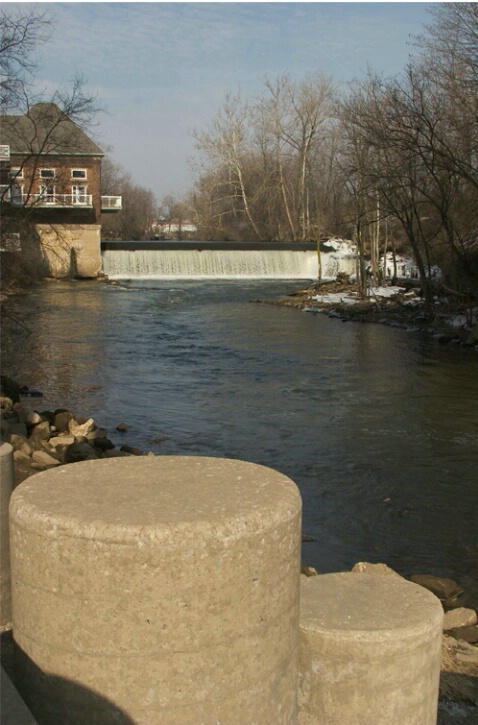 Cuyahoga River in Cuyahoga Falls - ID: 424229 © James E. Nelson