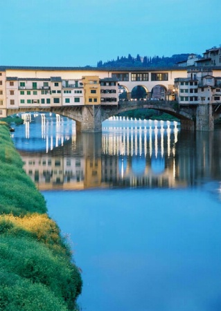 Evening view of Ponte Vecchio