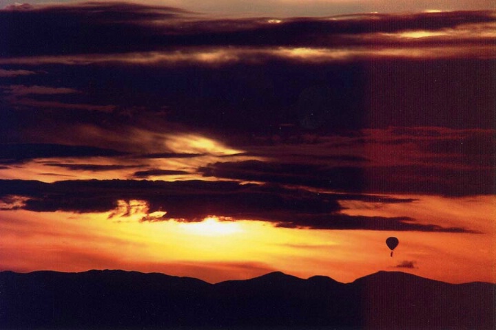  Balloon in the Sunset