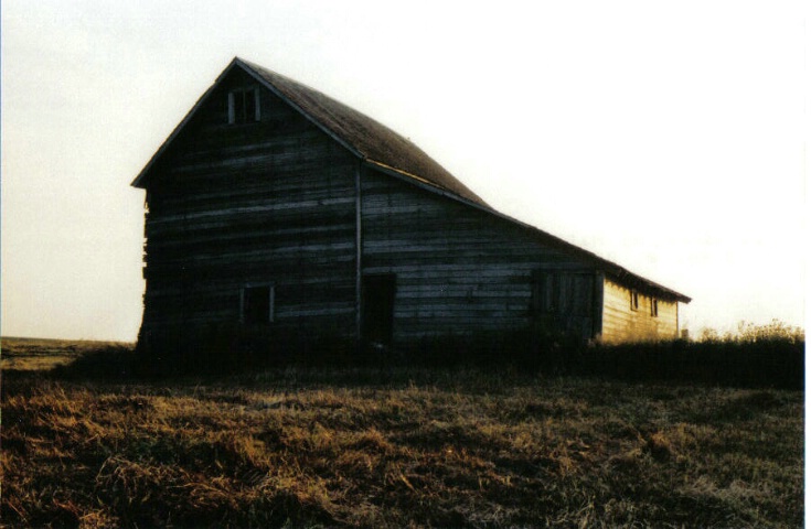 Old barn - ID: 642434 © Eric B. Miller