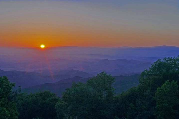 Sunrays of Fremont Peak