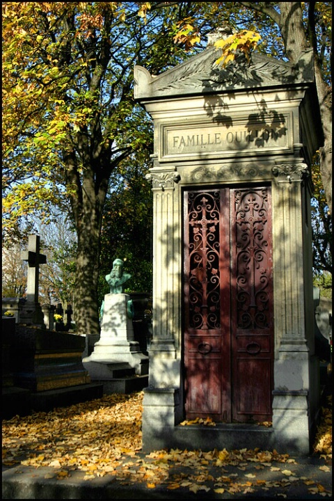 A trip to Père Lachaise Cemetery