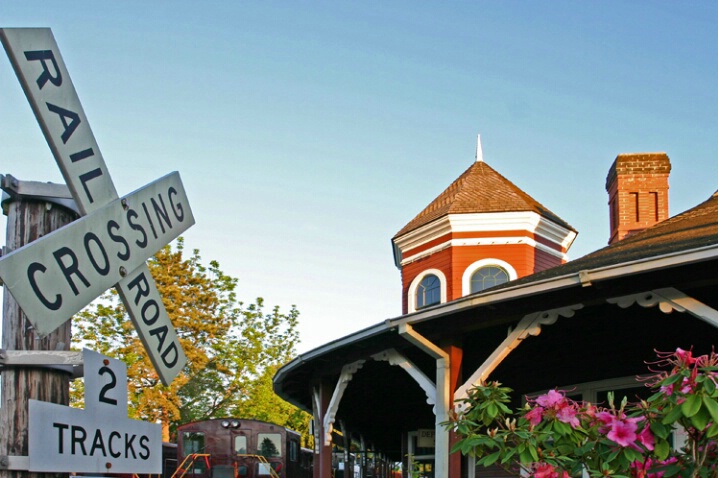 Snoqualmie Historic Railroad Depot - ID: 687004 © John Tubbs