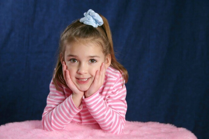 Jenna & Pink Fur PS