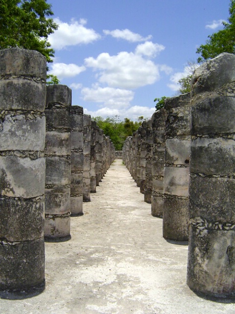 Hall of 1000 Columns