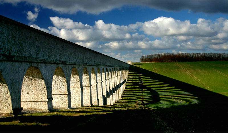 The Aqueduct of Shadows