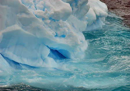 Iceberg Lips