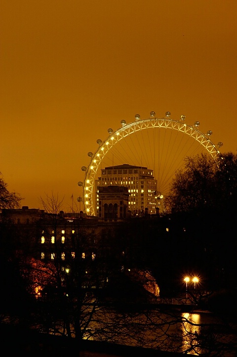 Looking to the eye of London