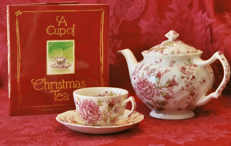 A Cup of Christmas Tea - ID: 766085 © Agnes Fegan