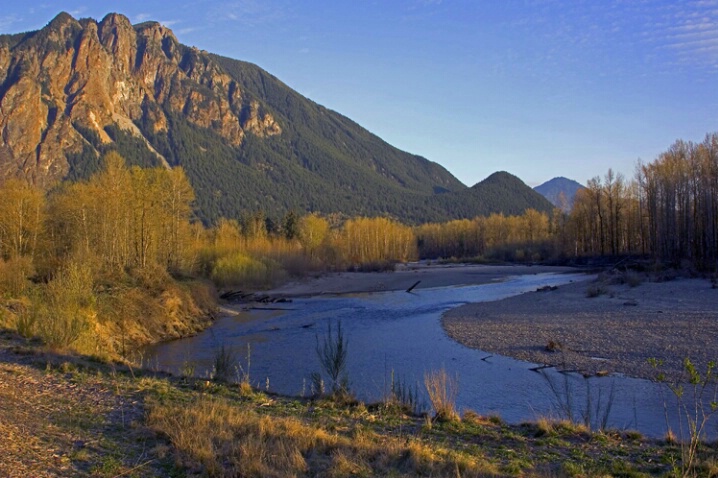 Early Spring Sunset - Mt. Si and Snoqualmie River - ID: 775777 © John Tubbs