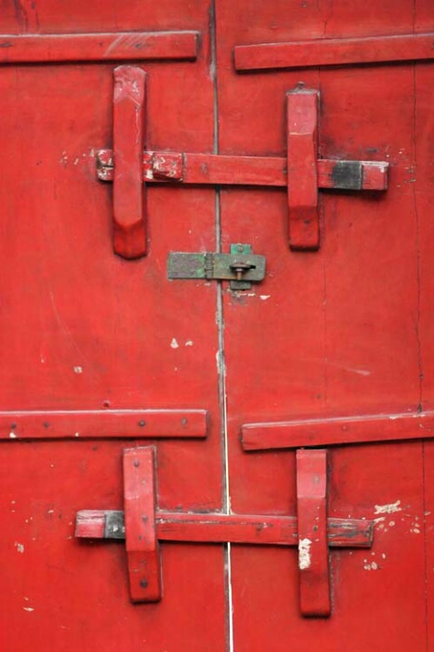 Hanoi doors