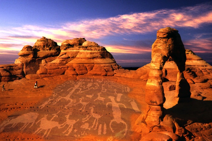 Delicate Arch pictographs