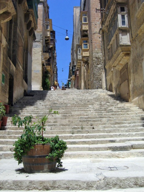 Tranquil Streets of Valletta
