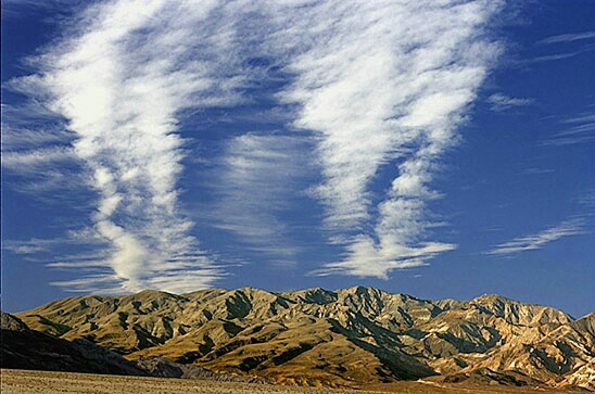 Panamint Mts. & clouds - ID: 501921 © Brian d. Reed