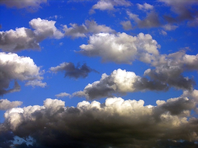  Clouds Shaping