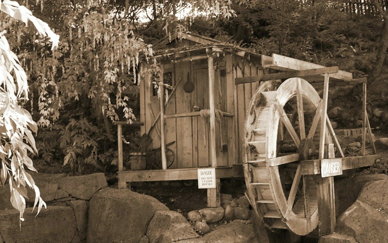 Old Watermill - ID: 885131 © Liandra Barry 