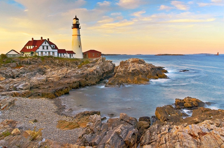 Portland Headlight at Dusk