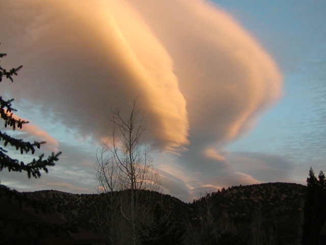 Interesting Cloud Formation - #497