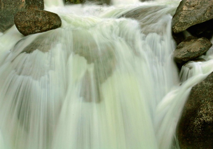 Cascade Waterfall - ID: 995750 © Sharon C. Nickodem