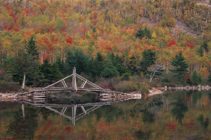 Jordan Pond Bridge - ID: 1135139 © Nora Odendahl