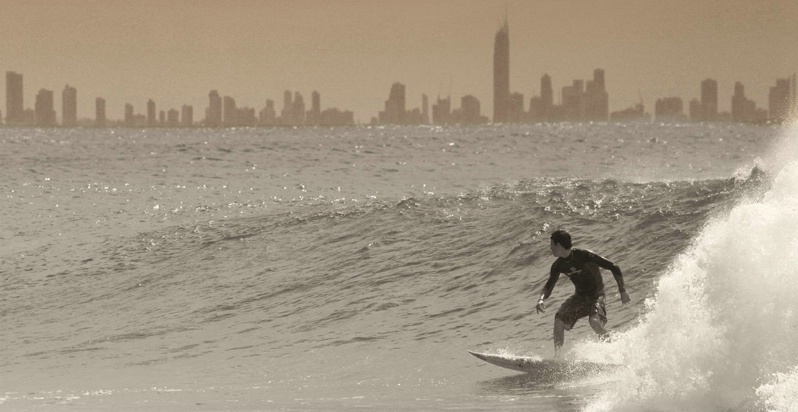 Surfing Surfers Paradise