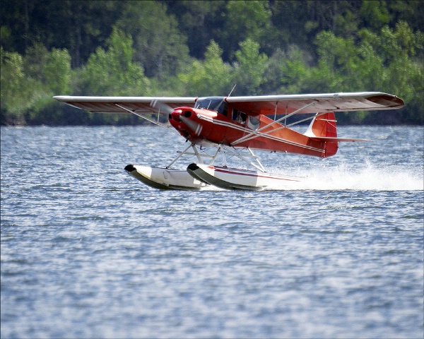 Taylorcraft on Floats