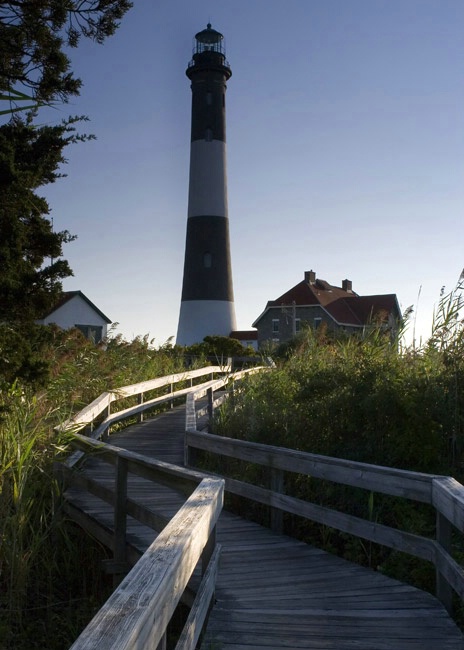 Lighthouse Path2