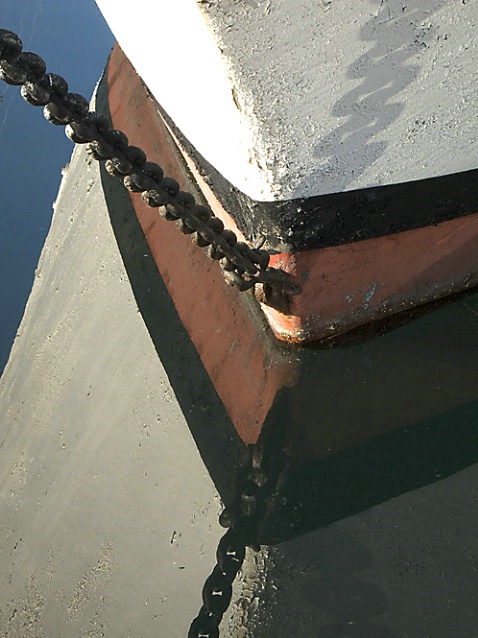 Boat reflect