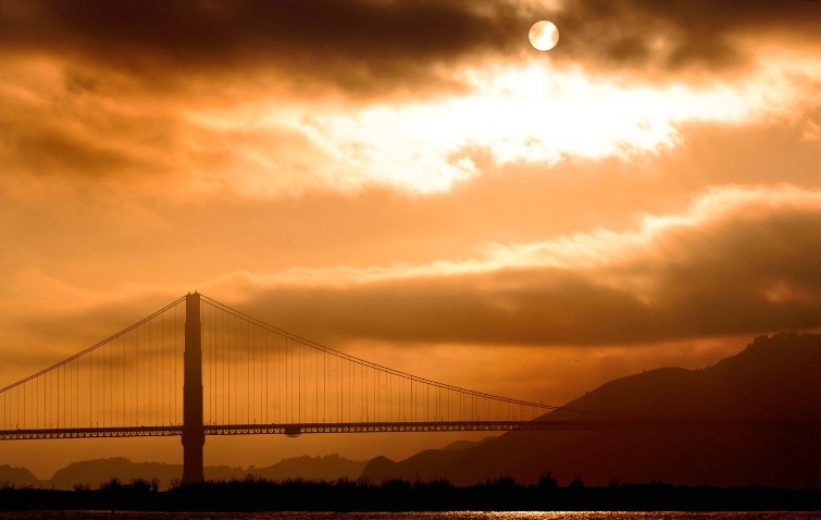 Golden Gate Sunset - ID: 1229814 © Don Johnson