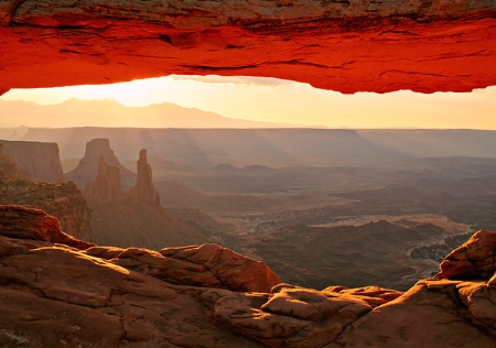 Sunrise at Mesa Arch