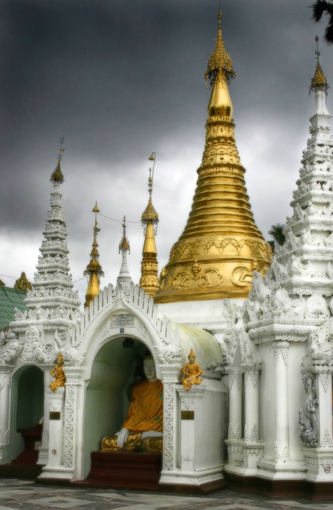 Swedegon Pagoda, Yangon