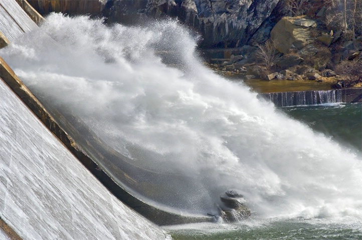 Open flood gate