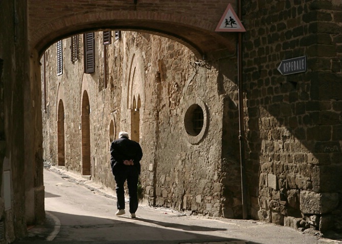 Walking in Montalcino, Italy