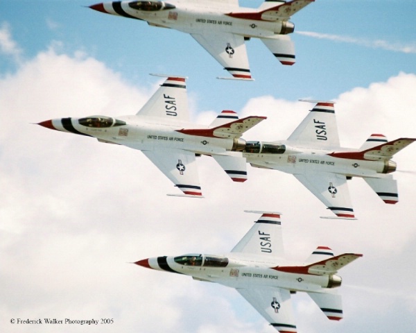 Thunderbirds Diamond Pass